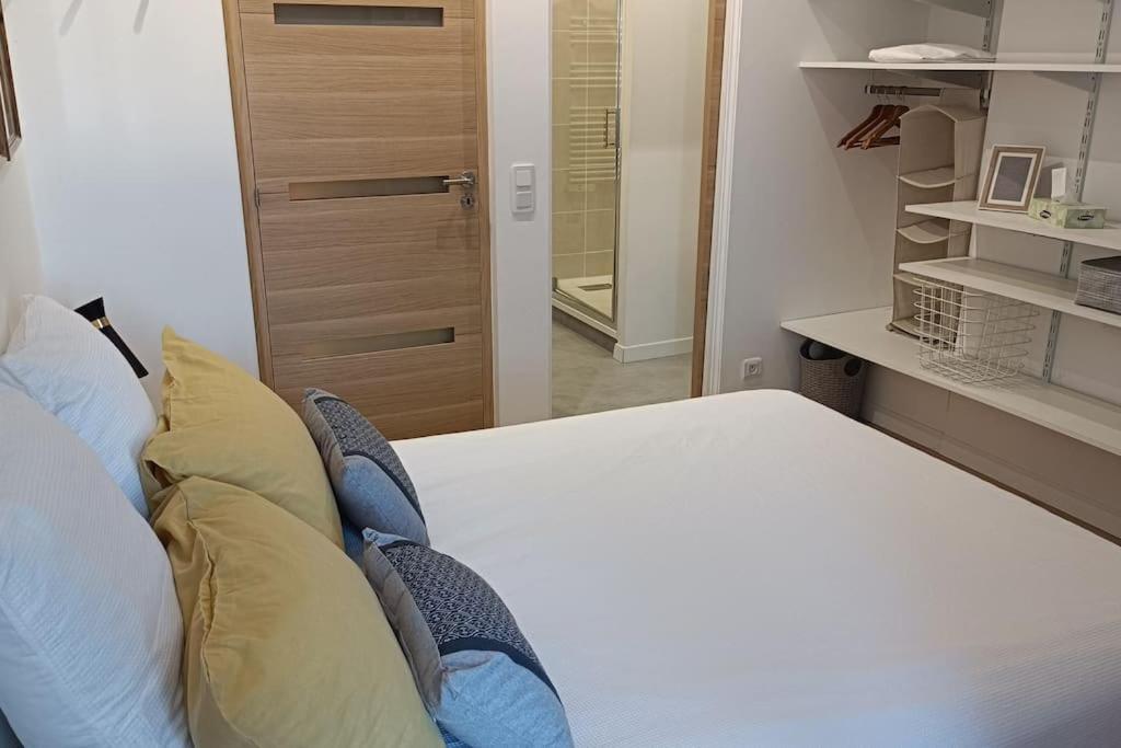 Le Kennedy 3 - Appartement Proche Hopital Шатору Екстер'єр фото